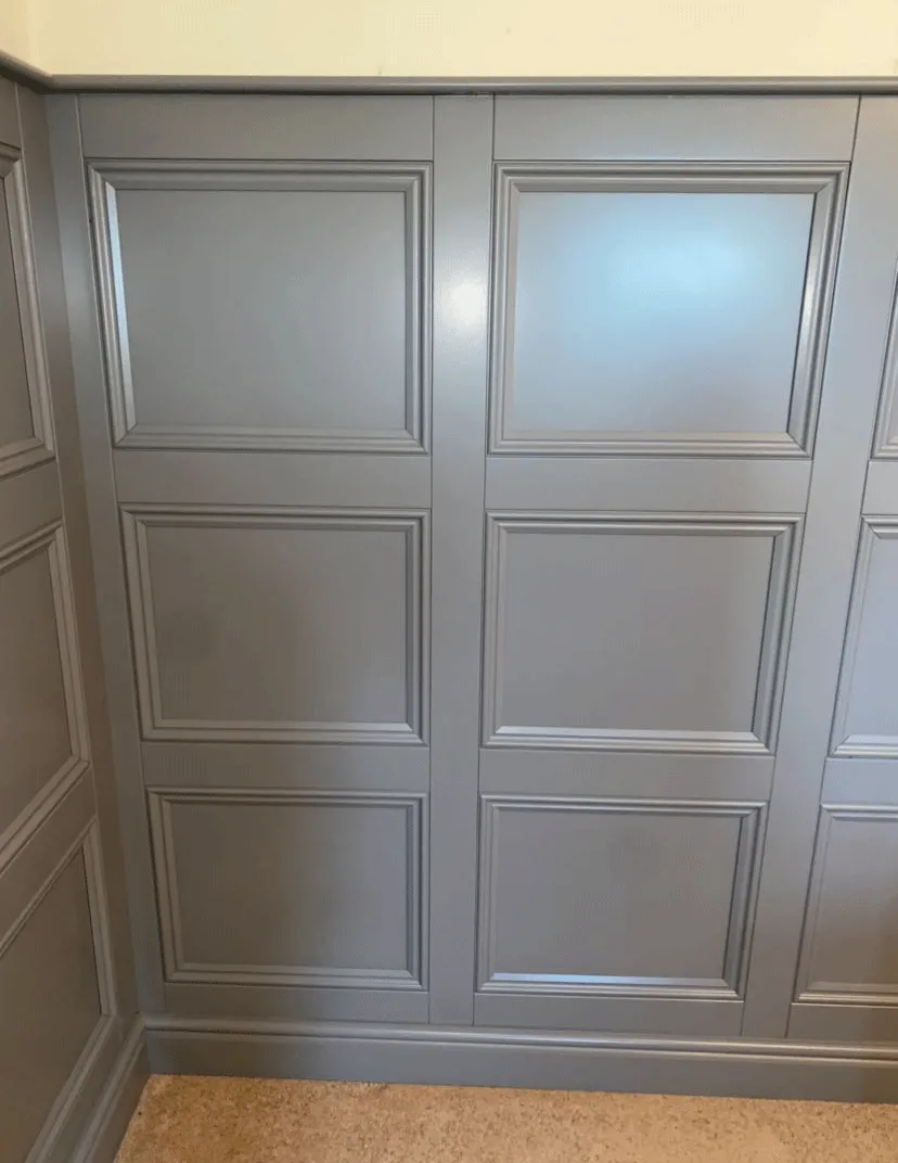 A room that has a bunch of drawers in it.